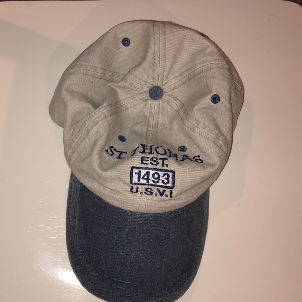St. Thomas hat - Picture 2 of 3